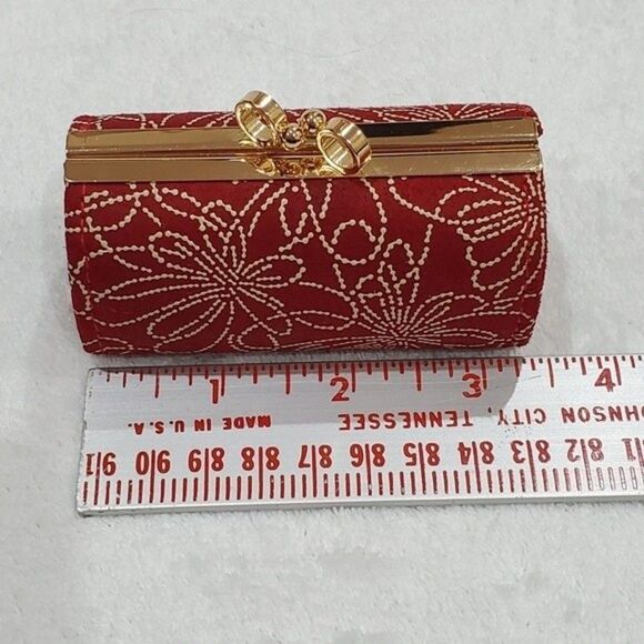 INDENYA Red Deer Leather Lipstick Case - Picture 14 of 15